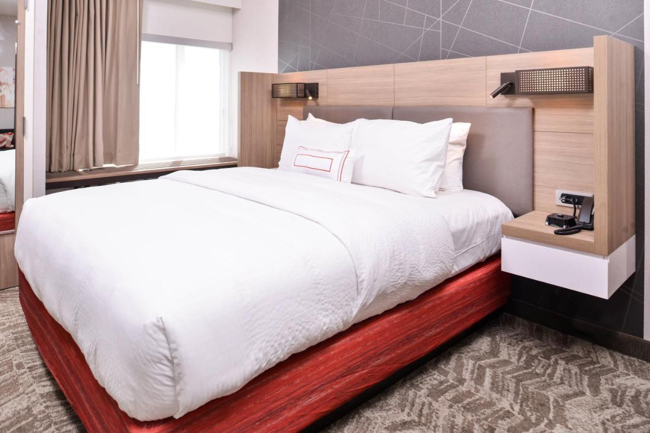 Springhill Suites By Marriott Greensboro Airport Экстерьер фото